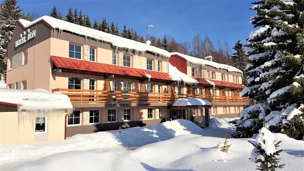 Hotel Bon Tanvald Eksteriør bilde